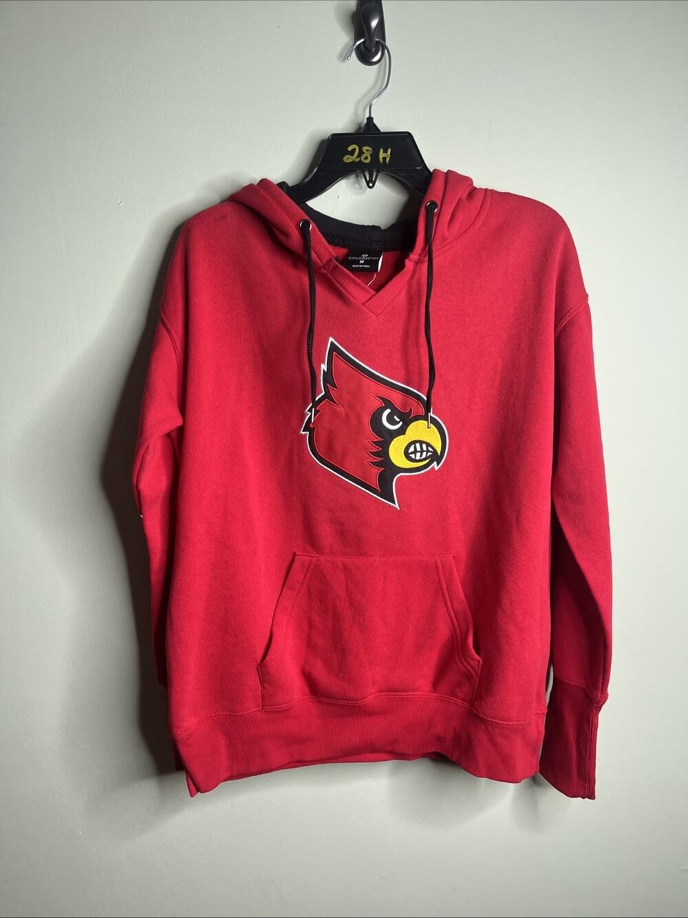 New Colosseum Louisville Cardinals NCAA Women's Red Pullover Hoodie Size Medium